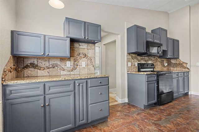 4621 DEVON AVENUE, Lakeland, FL 33813