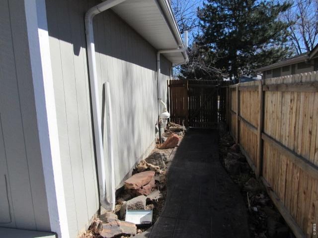 2551 S Hoyt Ct, Lakewood, CO 80227