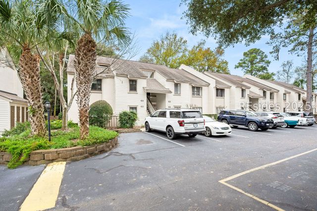 25 Deallyon Ave Apt 110, Hilton Head Island, SC 29928