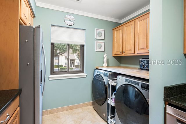 25 Deallyon Ave Apt 110, Hilton Head Island, SC 29928