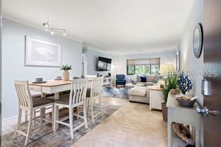 25 Deallyon Ave Apt 110, Hilton Head Island, SC 29928
