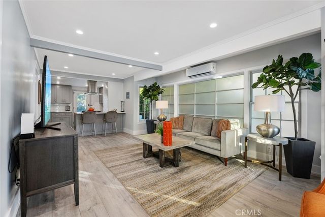 414 Cypress Drive, Laguna Beach, CA 92651