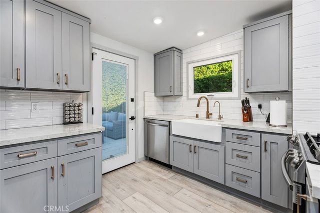 414 Cypress Drive, Laguna Beach, CA 92651