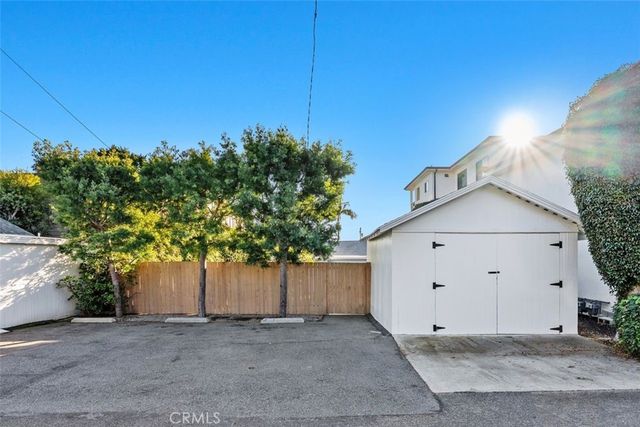 414 Cypress Drive, Laguna Beach, CA 92651