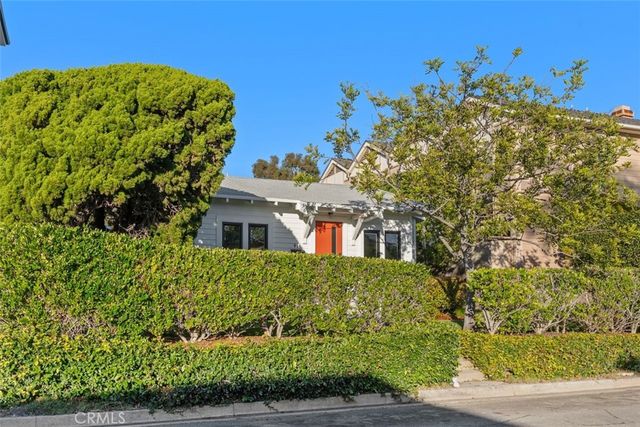 414 Cypress Drive, Laguna Beach, CA 92651