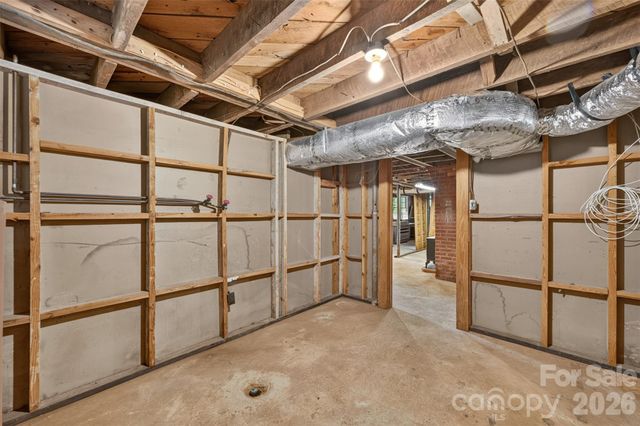 311 33rd Street Drive SE, Hickory, NC 28602