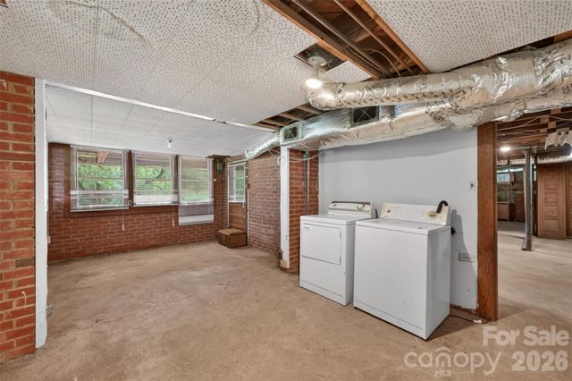 311 33rd Street Drive SE, Hickory, NC 28602