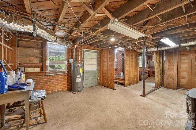 311 33rd Street Drive SE, Hickory, NC 28602