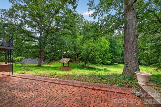 311 33rd Street Drive SE, Hickory, NC 28602