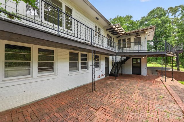 311 33rd Street Drive SE, Hickory, NC 28602