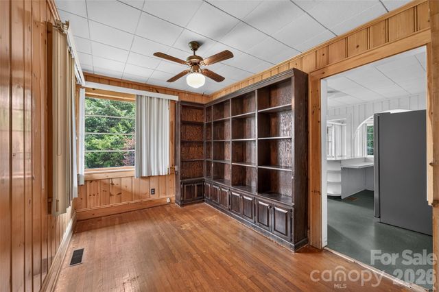 311 33rd Street Drive SE, Hickory, NC 28602