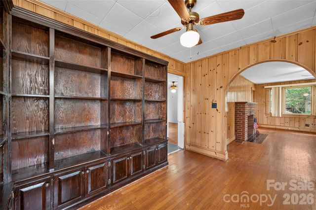 311 33rd Street Drive SE, Hickory, NC 28602