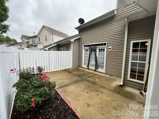 8267 Carob Tree Lane, Charlotte, NC 28215