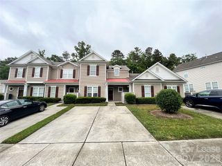 8267 Carob Tree Lane, Charlotte, NC 28215