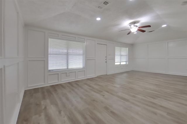 7331 Millbrae Lane, Houston, TX 77041