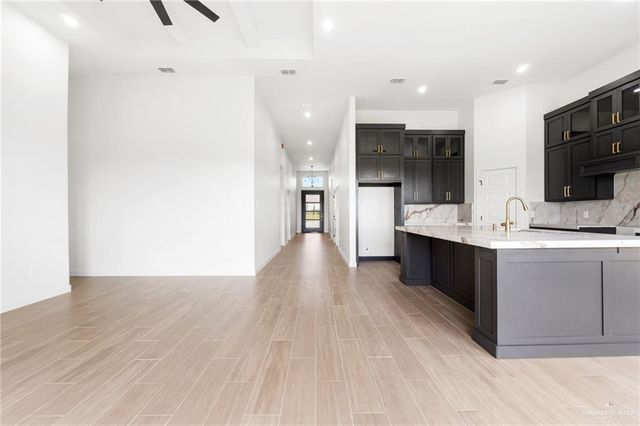 9614 N 71st Lane, Mcallen, TX 78573