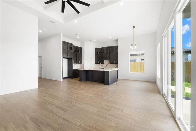 9614 N 71st Lane, Mcallen, TX 78573