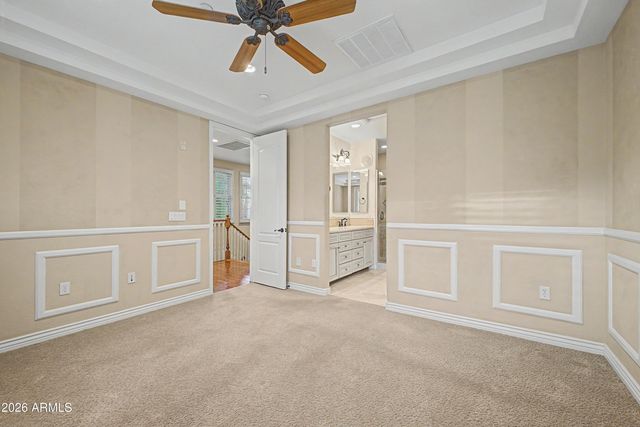 2450 E ROMA Avenue, Phoenix, AZ 85016