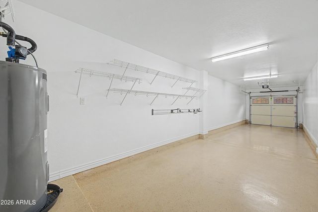 2450 E ROMA Avenue, Phoenix, AZ 85016