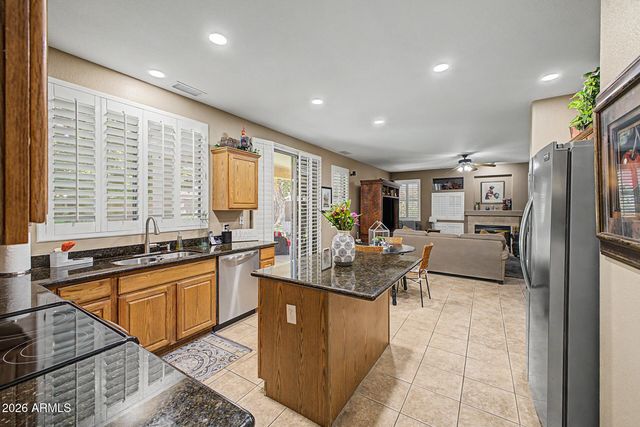 5296 W VILLAGE Drive, Glendale, AZ 85308