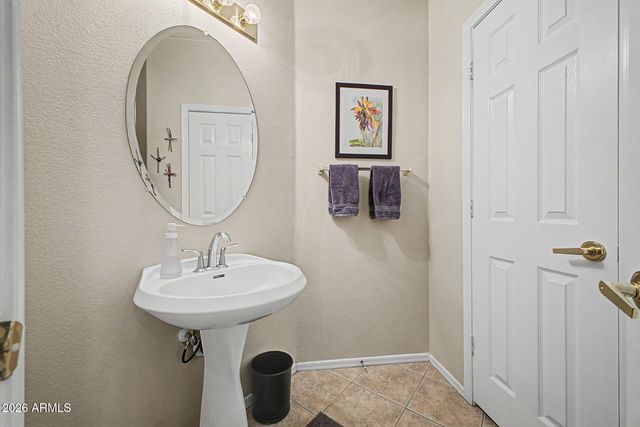 5296 W VILLAGE Drive, Glendale, AZ 85308