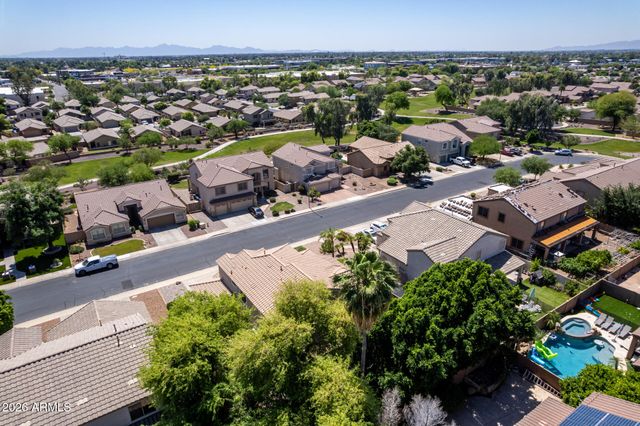 5296 W VILLAGE Drive, Glendale, AZ 85308