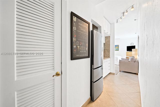 255 W 24th St 330, Miami Beach, FL 33140