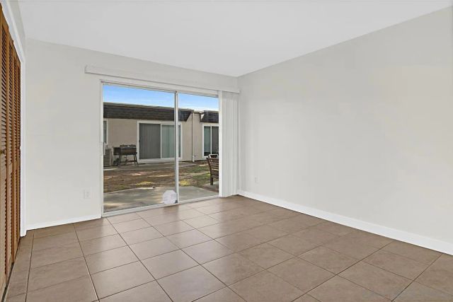 6361 Caminito Andreta, San Diego, CA 92111