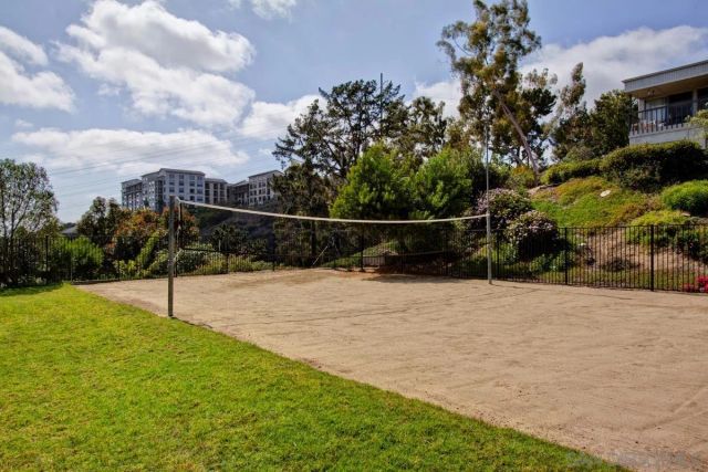 6361 Caminito Andreta, San Diego, CA 92111