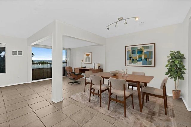 6361 Caminito Andreta, San Diego, CA 92111