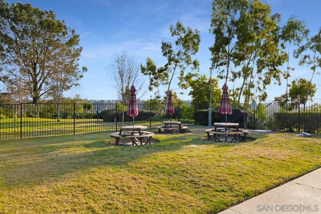 6361 Caminito Andreta, San Diego, CA 92111