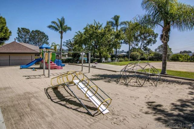 6361 Caminito Andreta, San Diego, CA 92111