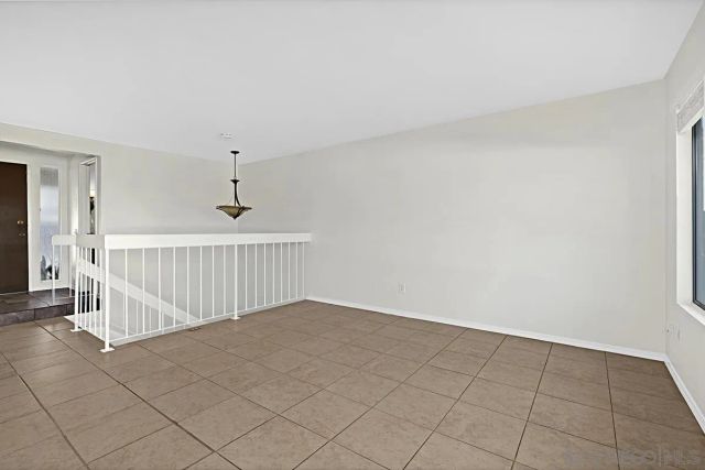 6361 Caminito Andreta, San Diego, CA 92111