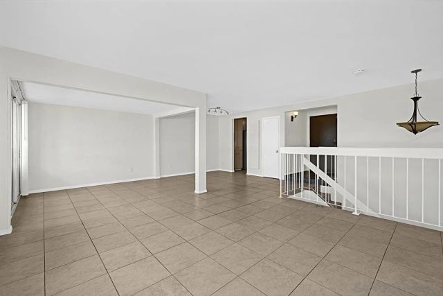 6361 Caminito Andreta, San Diego, CA 92111