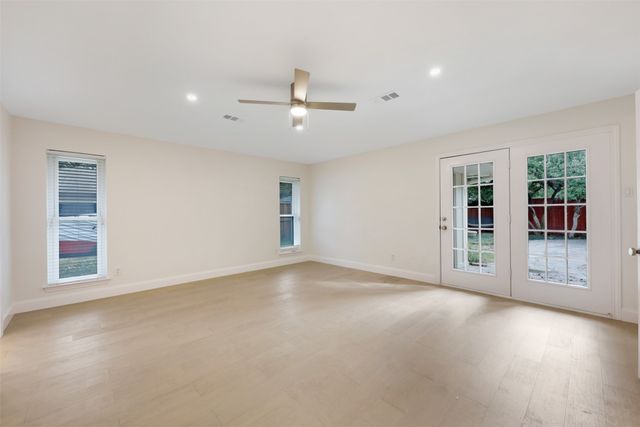 2707 Quail Ridge Drive, Carrollton, TX 75006