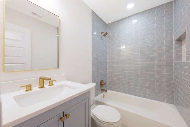 2707 Quail Ridge Drive, Carrollton, TX 75006