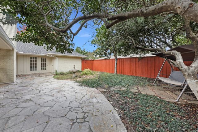 2707 Quail Ridge Drive, Carrollton, TX 75006