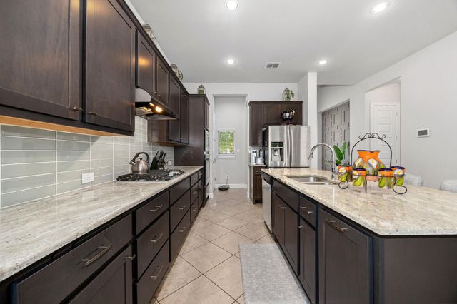332 Ancient Oak WAY, San Marcos, TX 78666