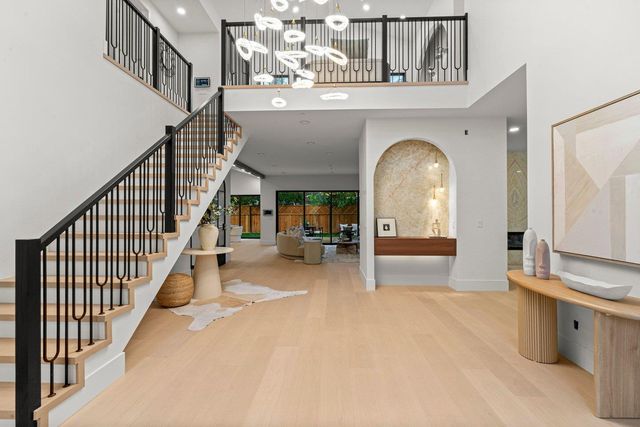 15 San Juan Avenue, Menlo Park, CA 94025