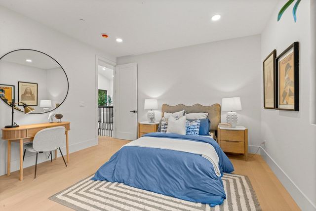 15 San Juan Avenue, Menlo Park, CA 94025