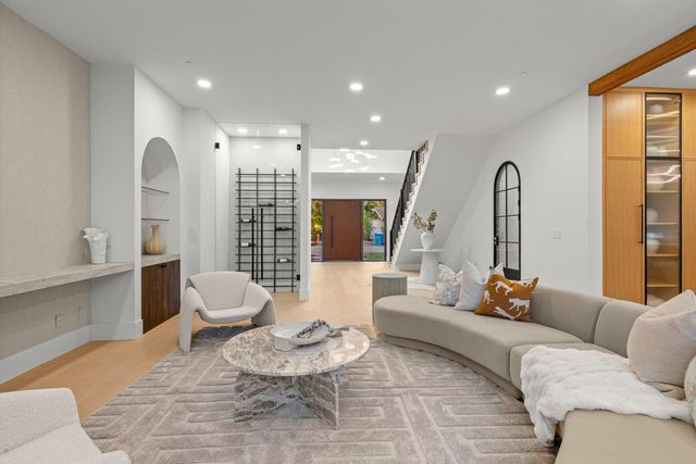 15 San Juan Avenue, Menlo Park, CA 94025