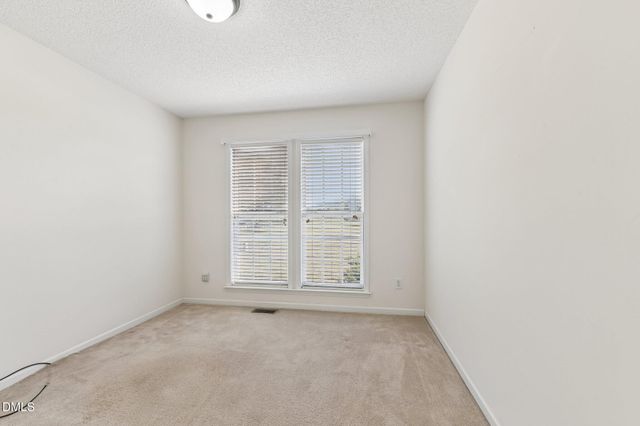 1013 Deer Oaks Court, Raleigh, NC 27603