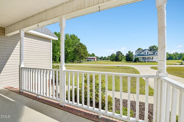1013 Deer Oaks Court, Raleigh, NC 27603