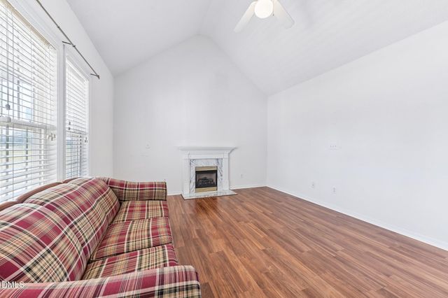 1013 Deer Oaks Court, Raleigh, NC 27603