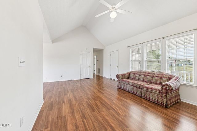 1013 Deer Oaks Court, Raleigh, NC 27603