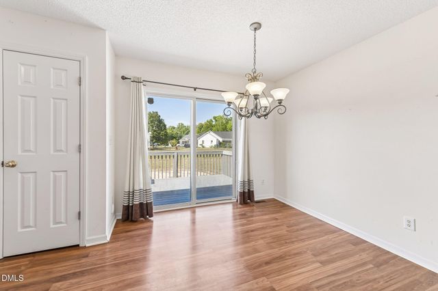 1013 Deer Oaks Court, Raleigh, NC 27603