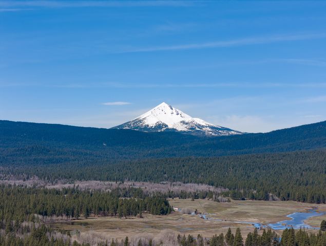 24617 Rocky Point Road, Klamath Falls, OR 97601