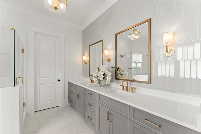 002 Knob Creek NW Court, Acworth, GA 30101