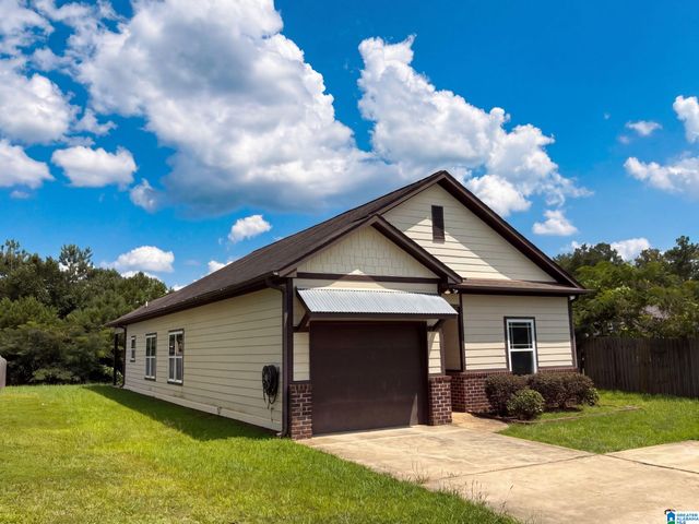 7734 TIMBER LEAF LANE, Bessemer, AL 35022