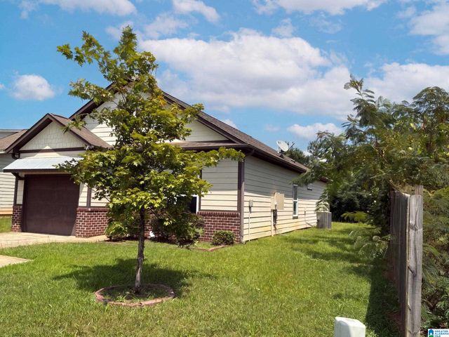 7734 TIMBER LEAF LANE, Bessemer, AL 35022